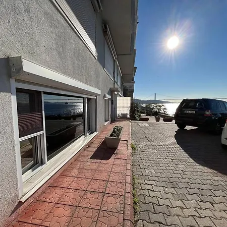 Bosphorus Waterfront Flat, Cengelkoey * اسطنبول